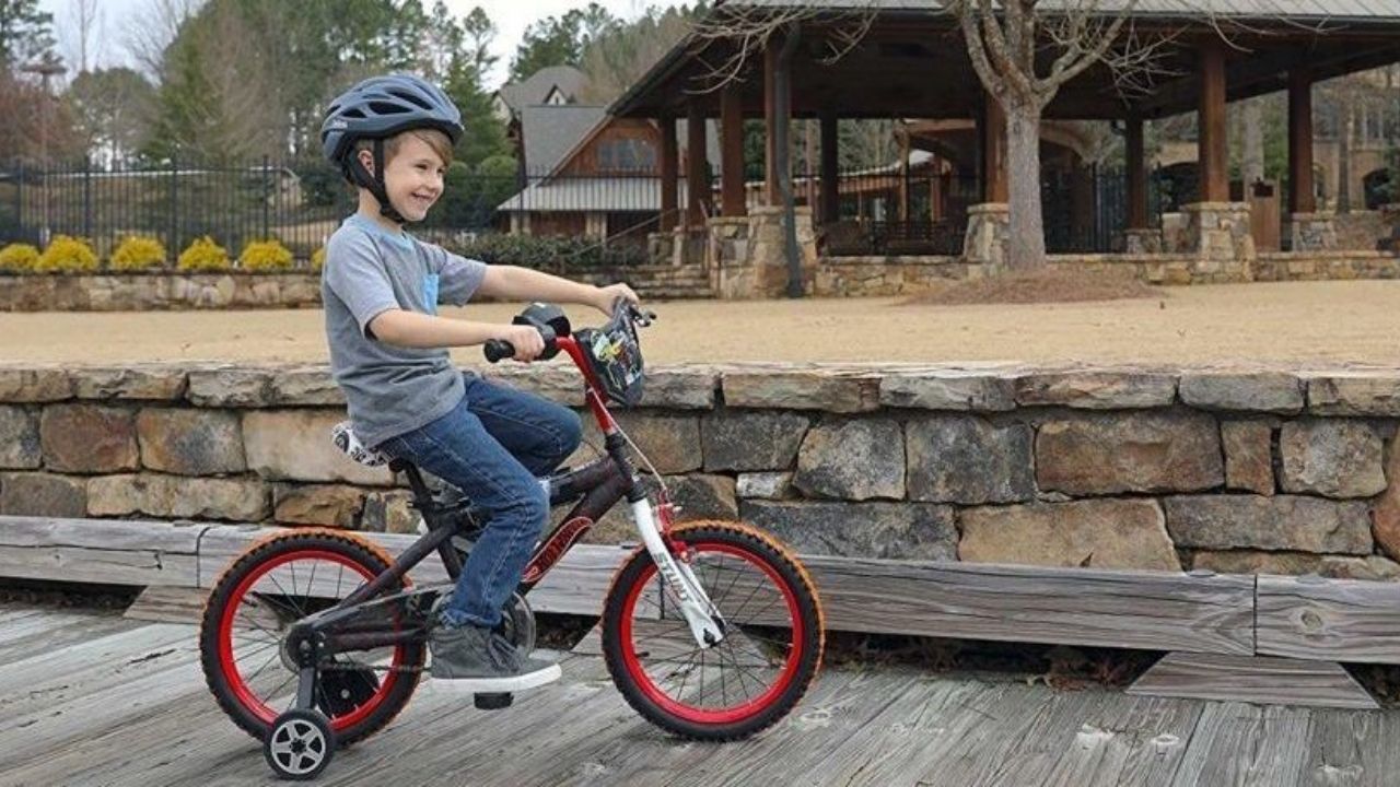 10 Best Kids Bikes for 5, 6, and 7 Year Olds in 2022