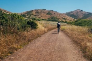 hybrid road trail bike