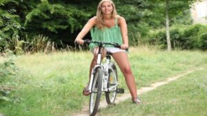 Best Hybrid Bikes Under $1000