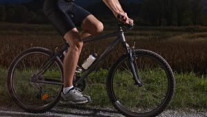 Best Mountain Bikes Under $2,000