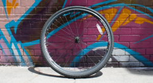 Featured for presta and schrader valves