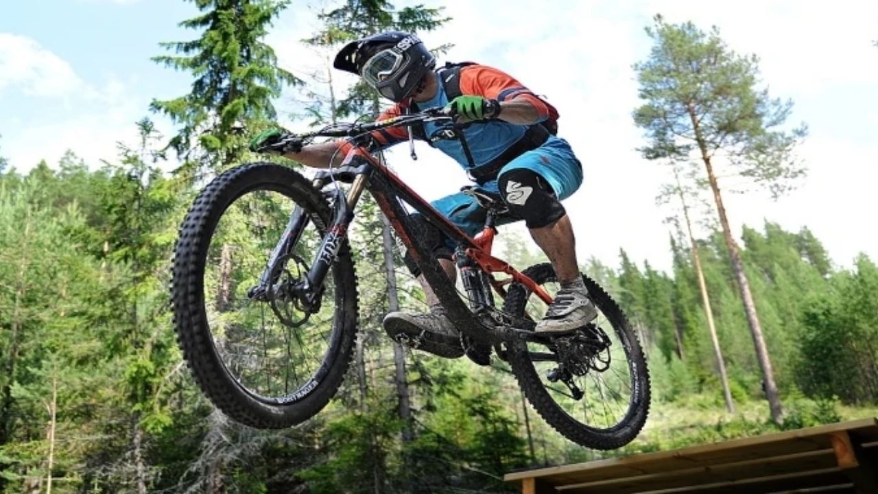 Improve Your Mountain Bike Jumps with These 5 Tips