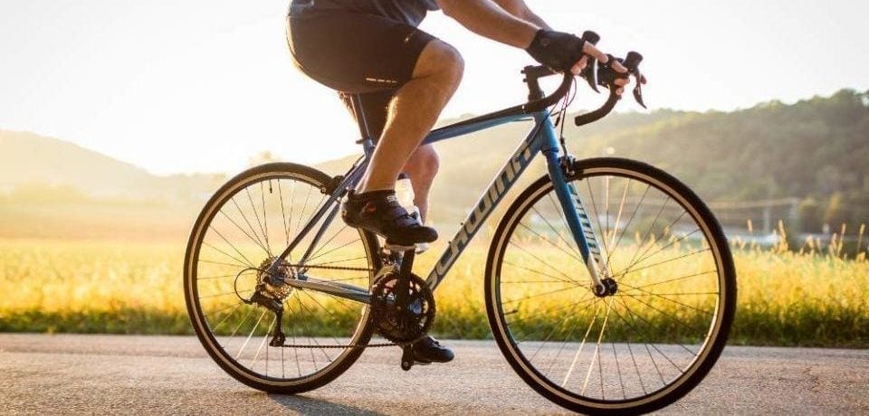 good road bikes under 300