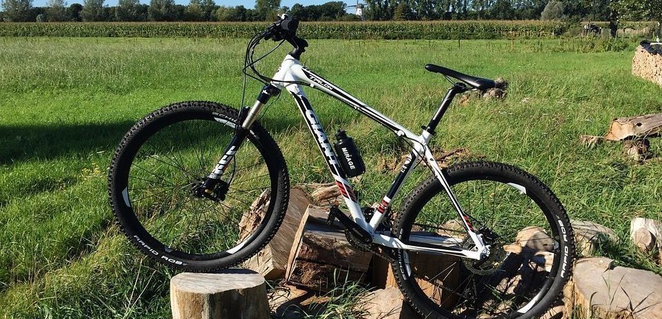 mens mountain bike under 200