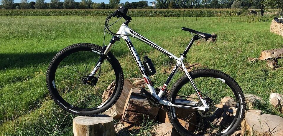 full suspension mountain bike under 200